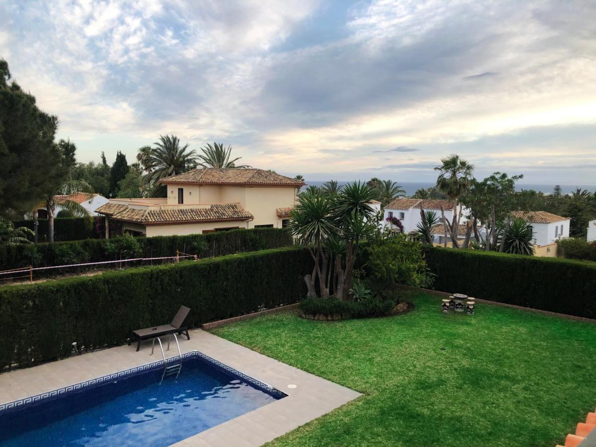 Villa Nabrisa Marbella, 5 Bedroom, Private Pool, Garden, Bbq